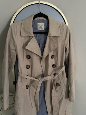 Old Navy Tan Trench Coat with Belt